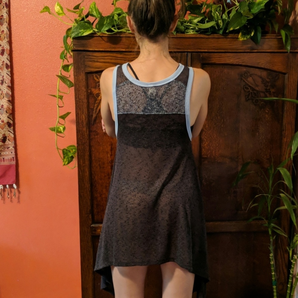 Dress - Picture 4 of 5